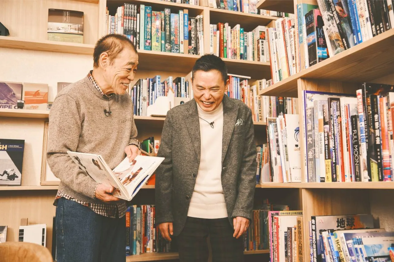 太田光が名優・柄本明に「出てこれました?」 深い演劇論のなかで飛び出した志村けんの“怖さ”<太田光のテレビの向こうで>